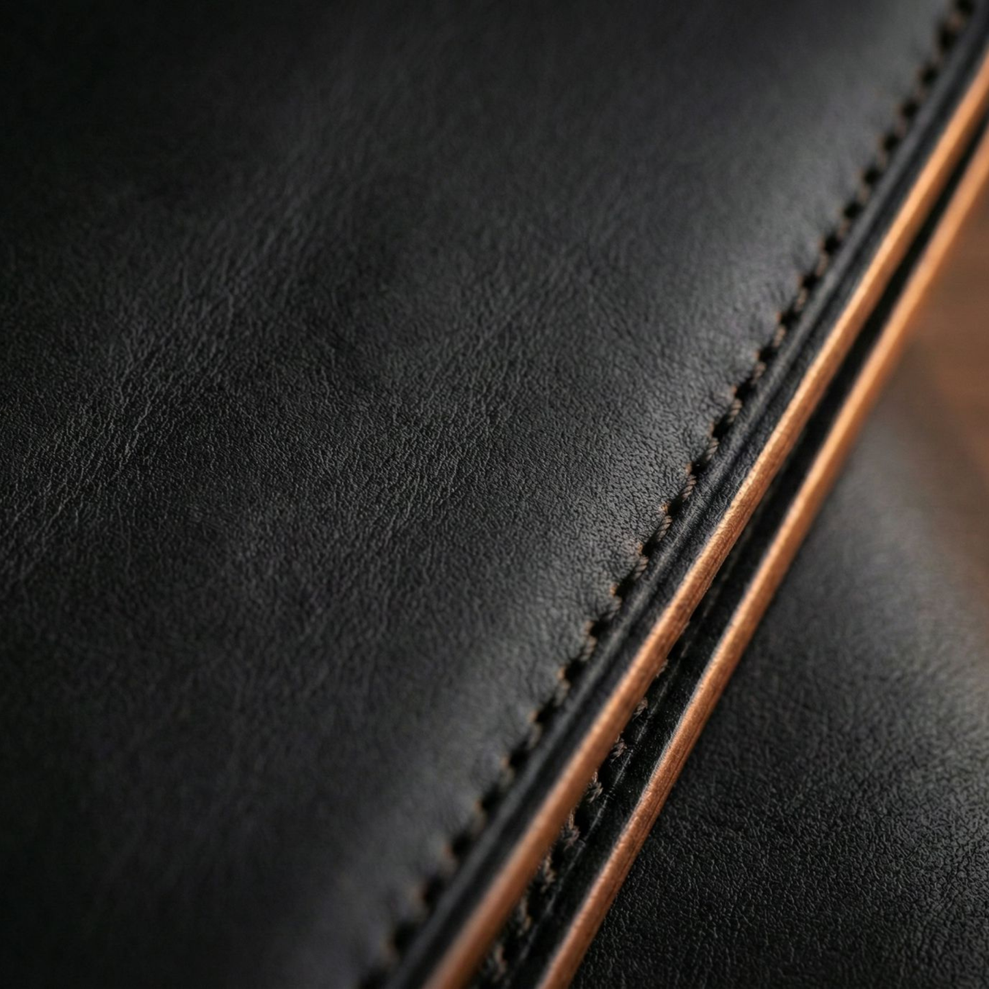 Noir Leather Office Set